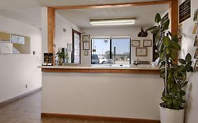 Super 8 By Wyndham Douglas